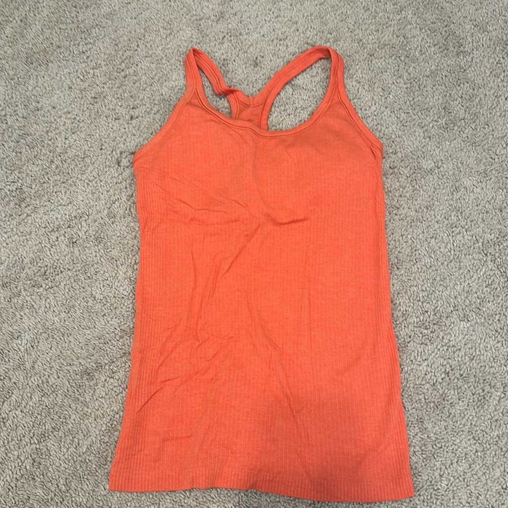 Lululemon Ebb to street tank